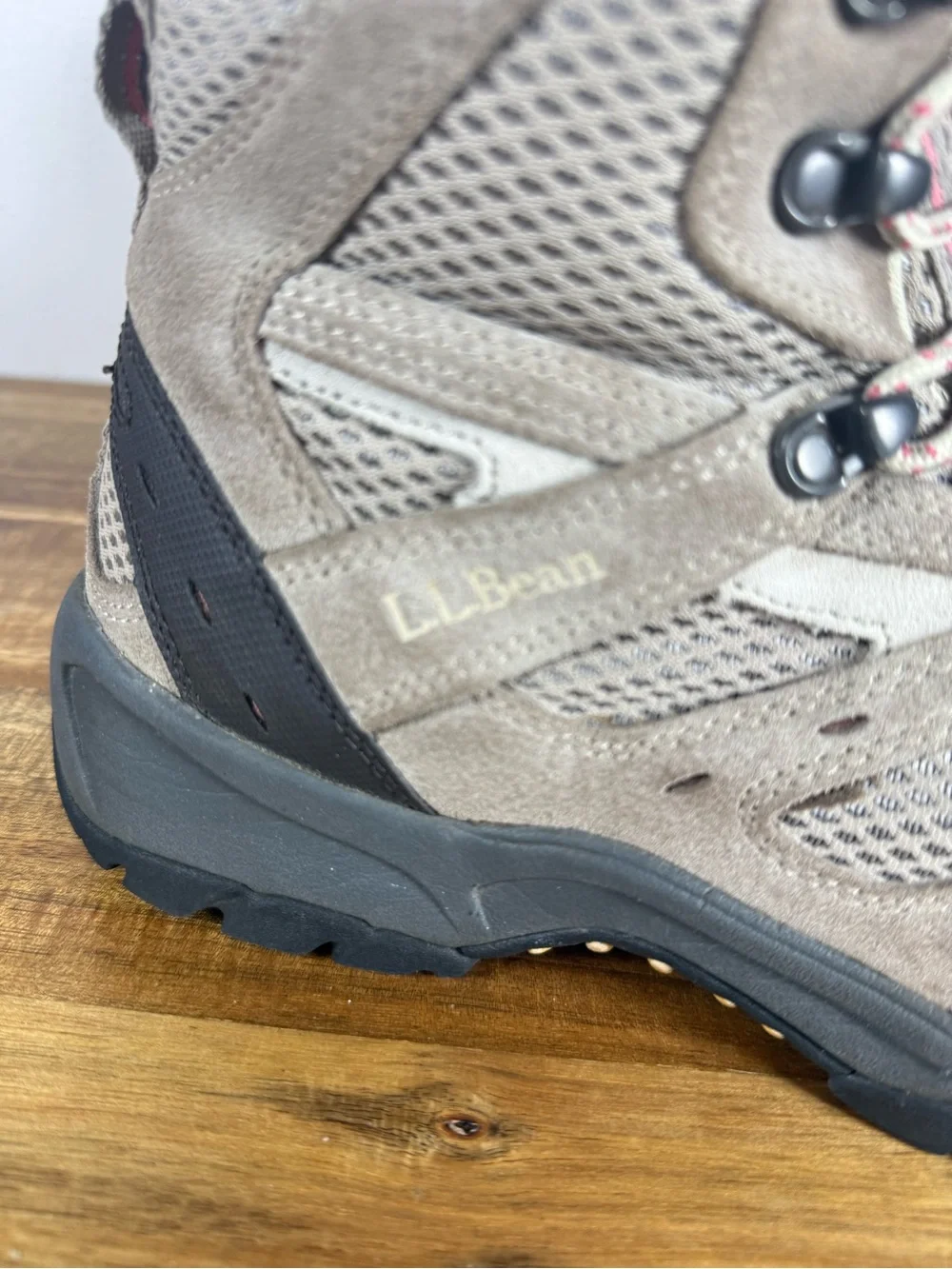 L.L. Bean Mid Height Hiking Boots Tan Suede and Mesh Size 11